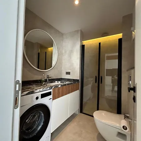 דירה Luxury In The Town אלאניה