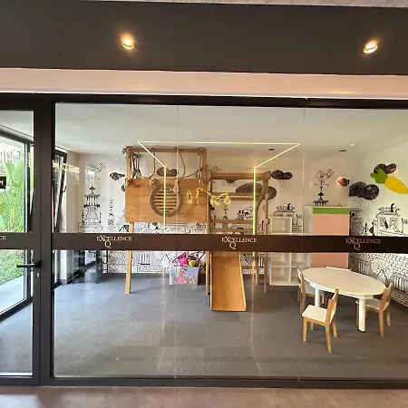 Luxury In The Town * אלאניה